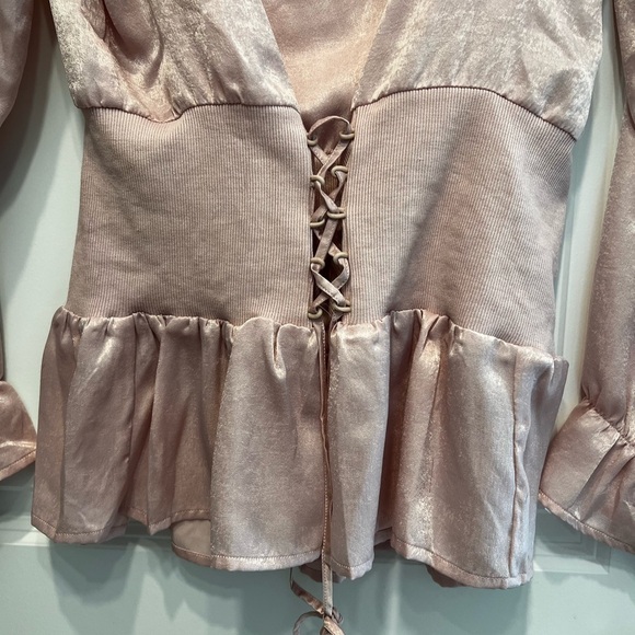 Eight Paris Pink Long Sleeve Blouse Size Medium - Picture 8 of 12